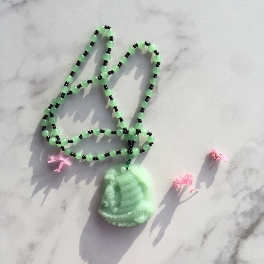 Genuine Malaysian Jade Sailing Boat Necklace. - Picture 3 of 8